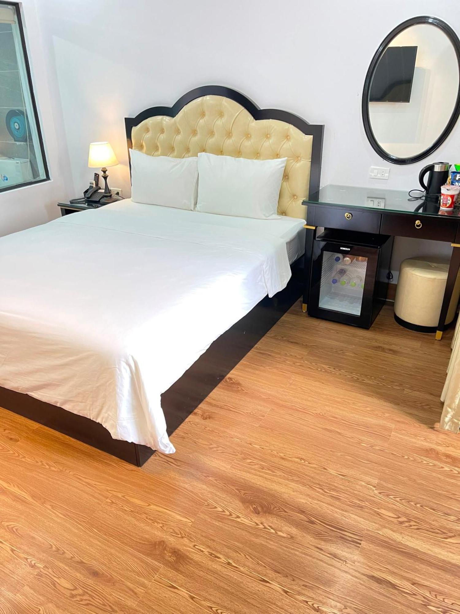 האנוי Nhat Tan Hotel מראה חיצוני תמונה