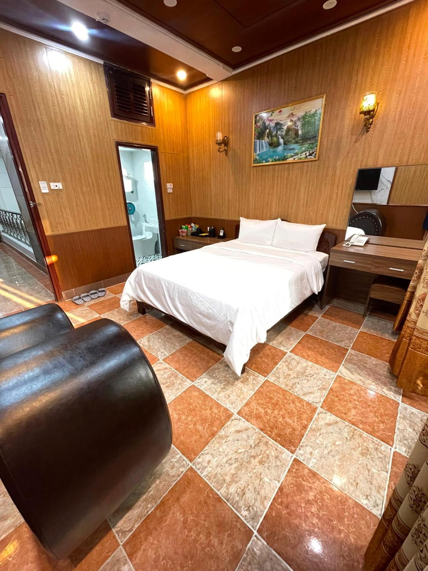 האנוי Nhat Tan Hotel מראה חיצוני תמונה