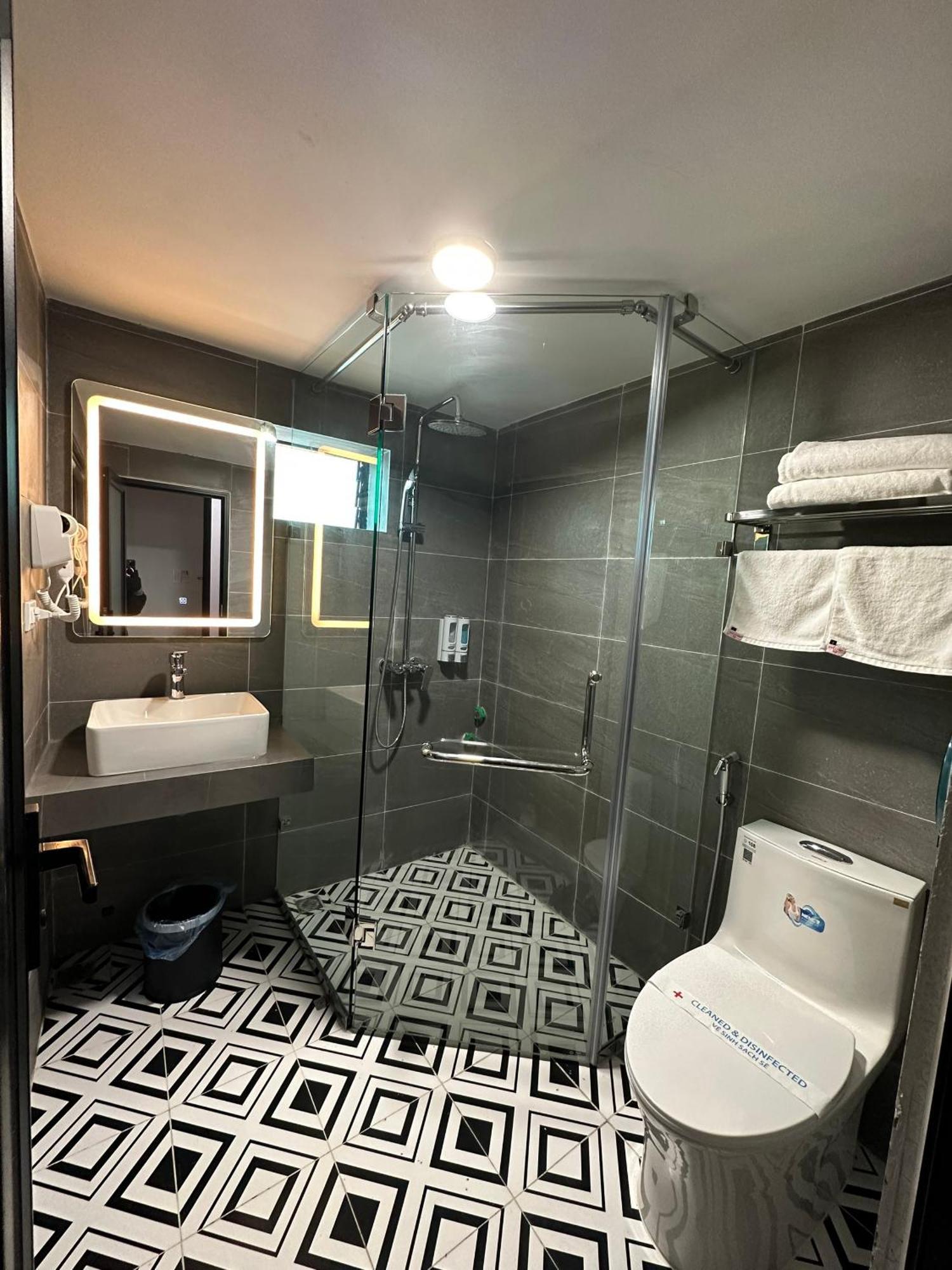 האנוי Nhat Tan Hotel מראה חיצוני תמונה
